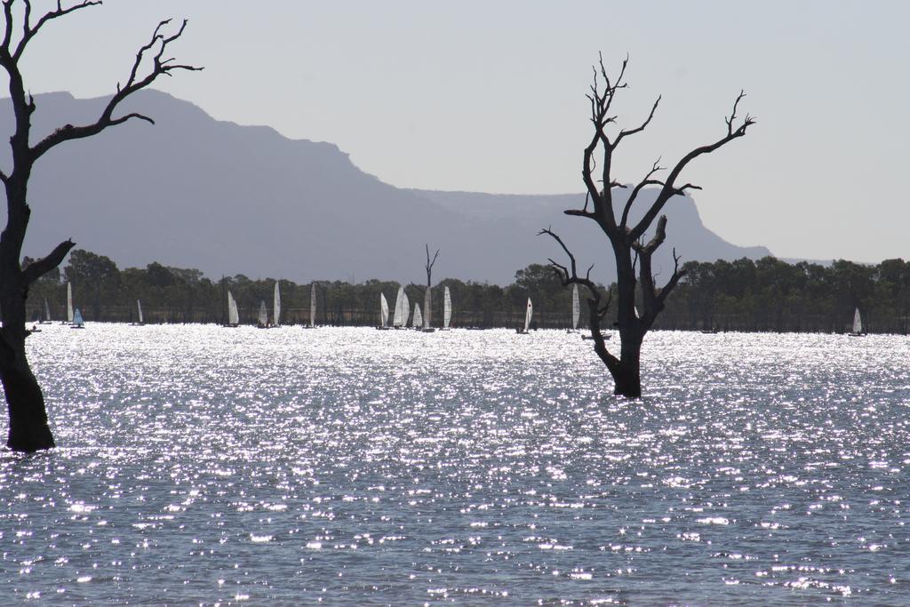 Lake Fyans Holiday Park Dış mekan fotoğraf