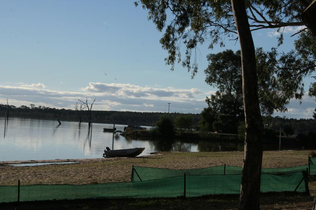 Lake Fyans Holiday Park Dış mekan fotoğraf